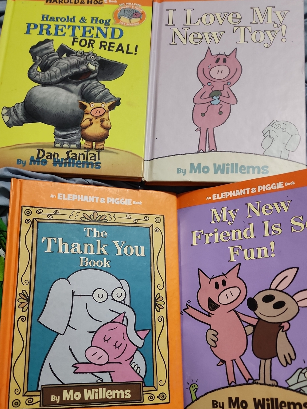 Elephant & Piggie Book Set — Pink, Yellow, Orange, Purple Covers